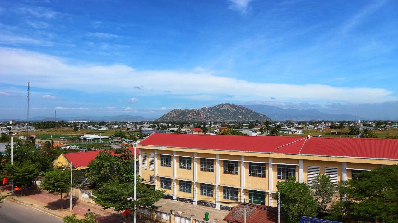 Khach San Hoang Hai Phan Rang Exteriör bild
